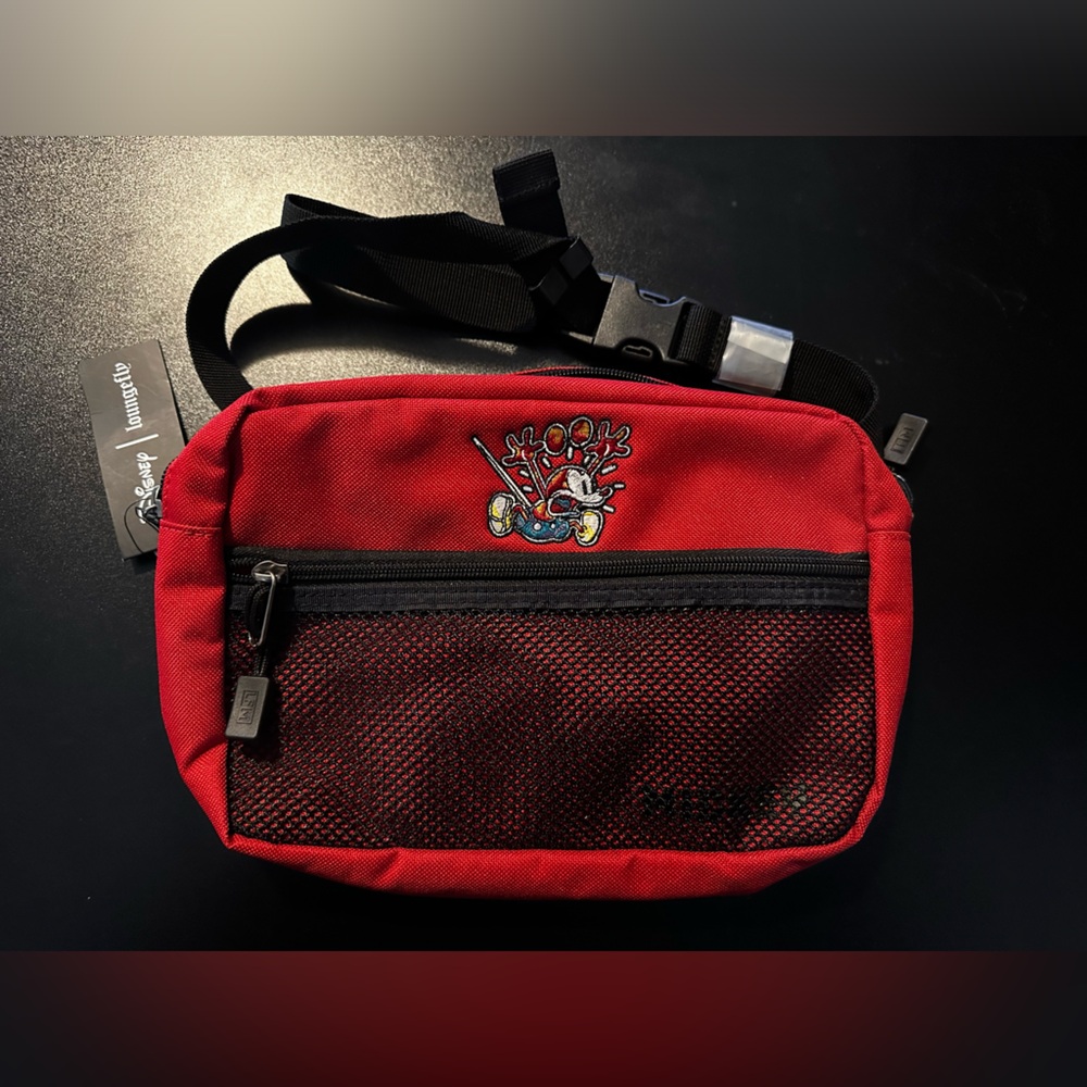 Disney fanny pack NWT